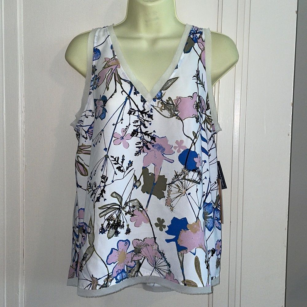 NWT Halogen white, pink & blue floral polyester sleeveless V neck blouse